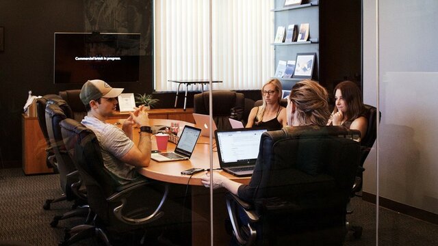 Trabajar en una empresa de diseño internacional | inteligencia espacial