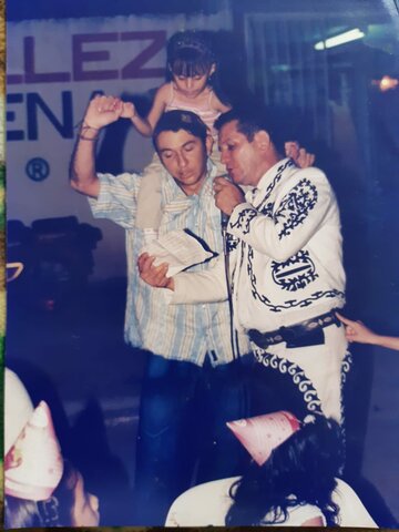 me dieron por primera vez serenata