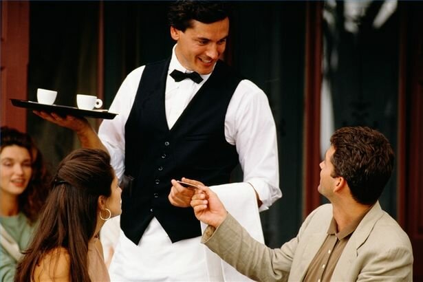 encuentro mi primer trabajo como mesero