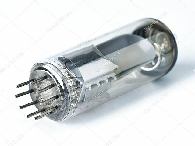 Ordenadores creados con válvulas electrónicas