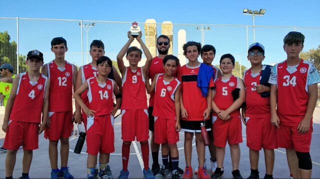 Quedem subcampions dels intersalesians