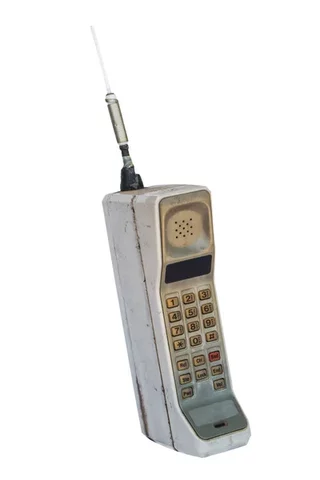 El primer telèfon mòbil