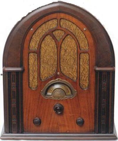 BBC Radio begings broadcasting