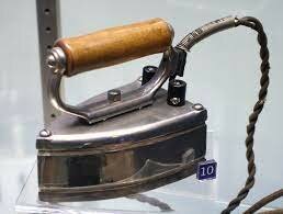 Lightweight electric iron introduced