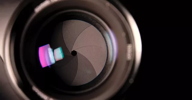 Lente en la apertura