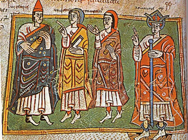 Se promulga el Liber Iudiciorum o Fuero Juzgo (igualdad legal entre hispanorromanos y&nbsp; visigodos)