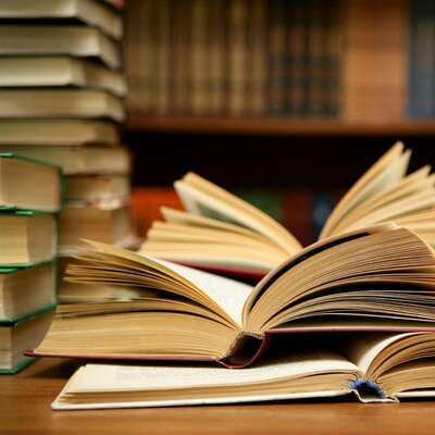 Timeline: Literatura