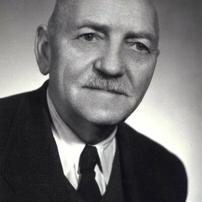 Timeline: Bárczi Gusztáv