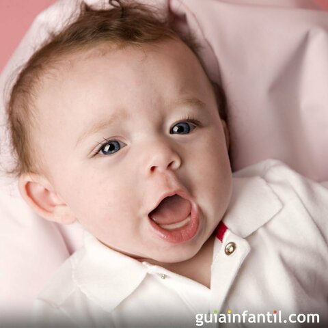 Aprendo a hablar diciendo "papa"