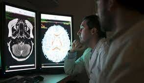 Primer tomógrafo en Latinoamérica