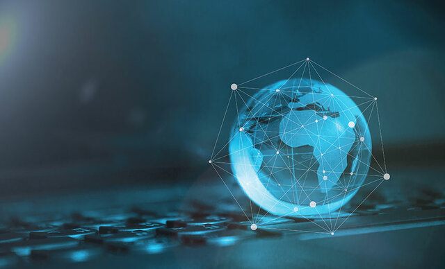 Primers telèfons amb connexió a Internet