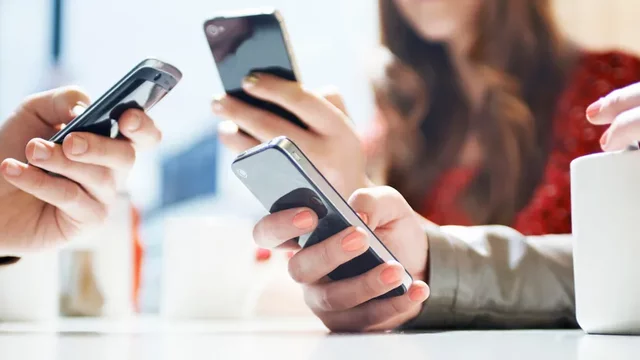 Més de 1.000.000.000 de telèfons mòbils venuts i propietat