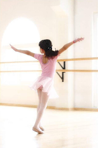 Empiezo clases de ballet y flamenco
