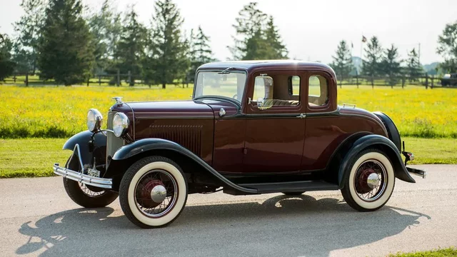 Ford B-V (cilindros) CV (caballos de fuerza)