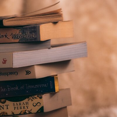 Timeline: Movimientos Literarios