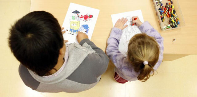 ‘comparación entre educación separada por sexos y coeducación’10. E