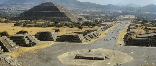Era de Teotihuacán llega a su fin.