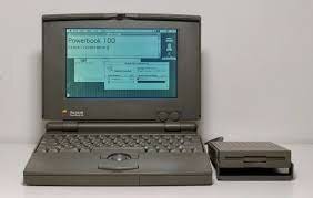Macintosh powerbook 100