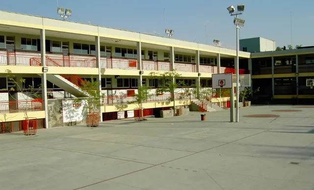 Primera Restauración de la Universidad