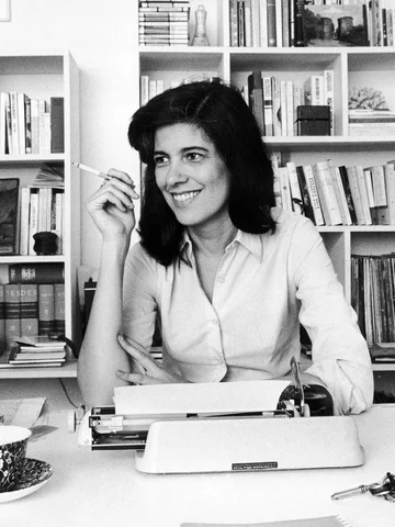 SUSAN SONTAG