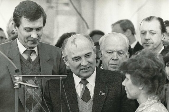 Võimule tuleb Gorbatšov