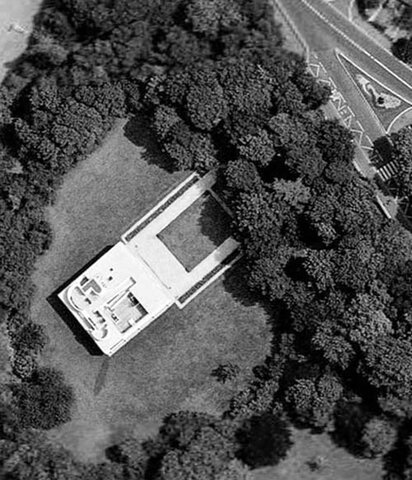 Ayuntamiento de Poissy quiere construir un liceo en la parcela de la Villa