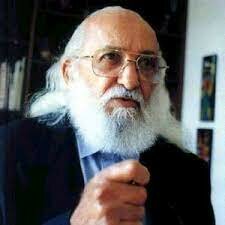 Nace Paulo Freire