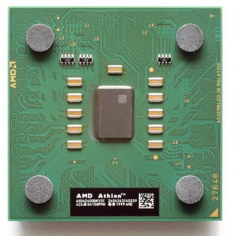 2001: El AMD Athlon XP