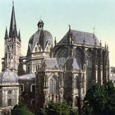 Timeline: Razvoj Rimokatoliške cerkve v srednjem veku