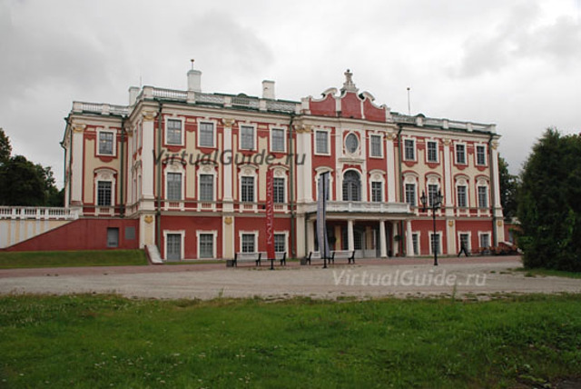 Первое здание