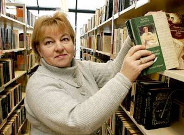 Открытие дверей для читателей.