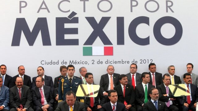 Firma del Pacto por México