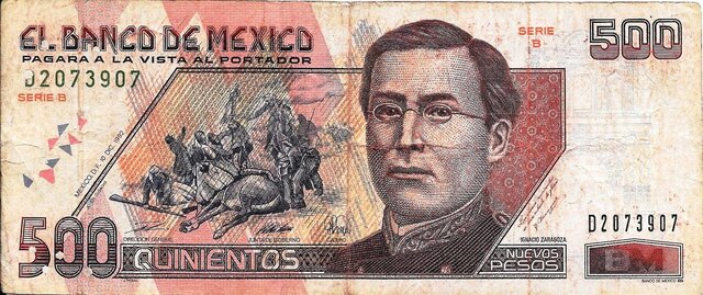 Nuevas monedas y billetes