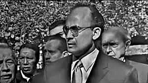 Es creada la Secretaría de la Presidencia y la Dirección General de Estudios Administrativos