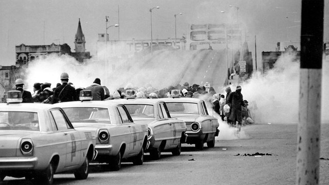 Es creada la Comisión de Administración Pública