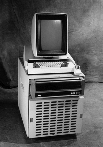 Xerox PARC desarrolló el primer ordenador personal, el Alto.
