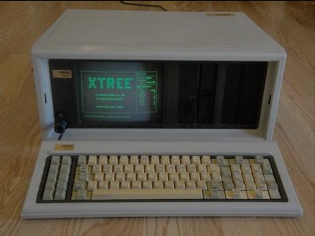 QUINTA GENERACION   -Compaq Portable-