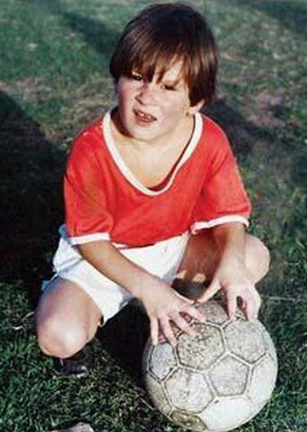 COMIENZOS EN EL FUTBOL