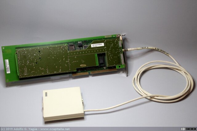 1988 WaveLAN precursora Wi-Fi