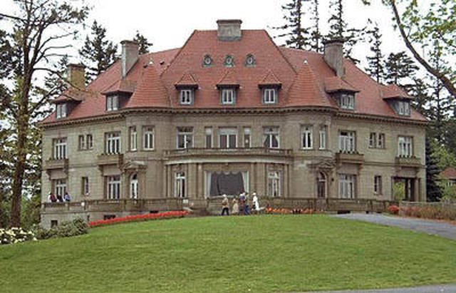 chapter 4 clues and D'eja' vus