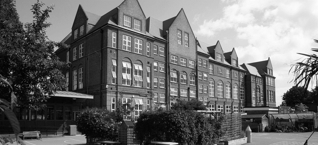 Large school in Bell Green is constructed