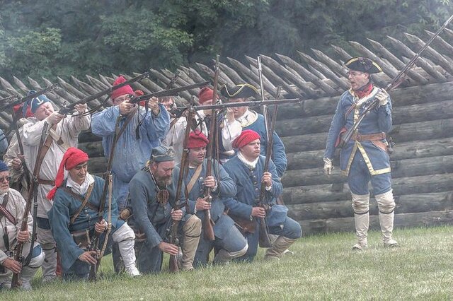 French Attack a British fort