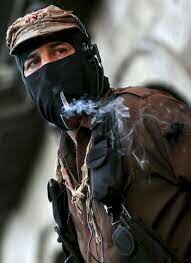 El sub comandante Marcos recorre el sur y el centro del país, critica a Lopez Obrador y convoca a buscar alternativas al margen de los partidos.