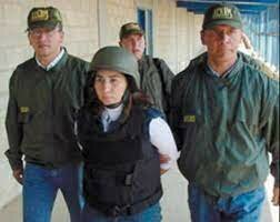 COMANDANTE EXTRADITADA