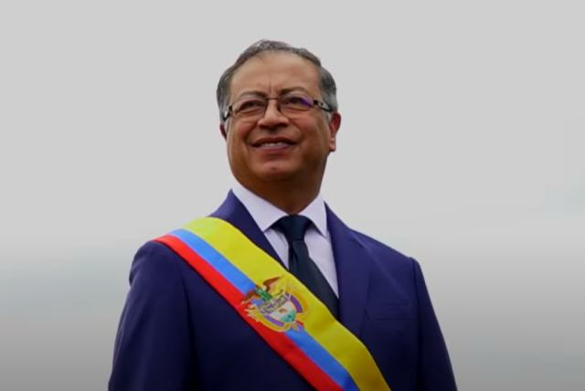 posesion de Gustavo Petro