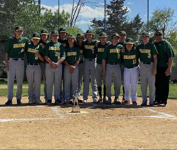 Moi et mon équipe avons gagné le tournoi de collége .