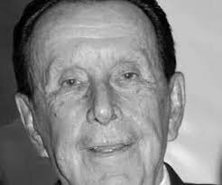 Secretario Guillermo Rossell de la Lama