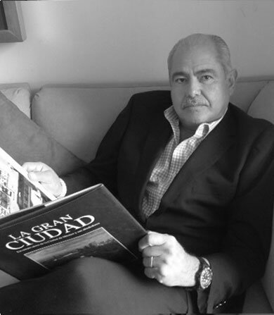 Secretario Óscar Espinosa Villareal