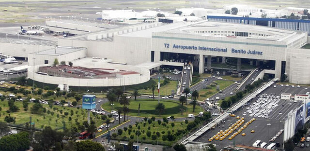 Oficialmente Aeropuerto Internacional “Benito Juárez” de la Ciudad de México.