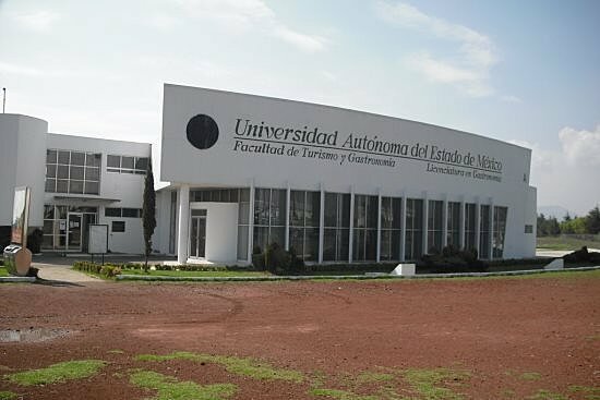 Se inaugura la Facultad de Turismo de la UAEMex